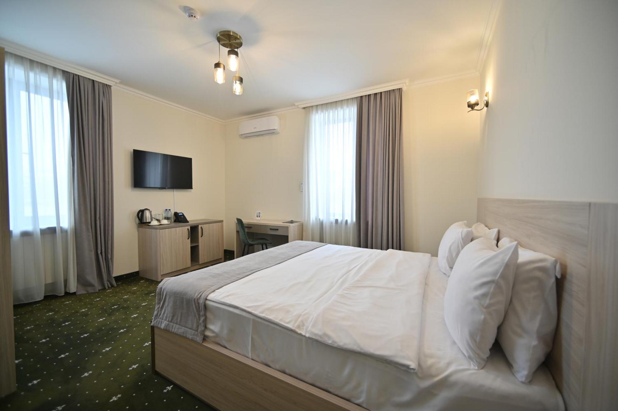 Colette Hotel Erivan Exterior foto