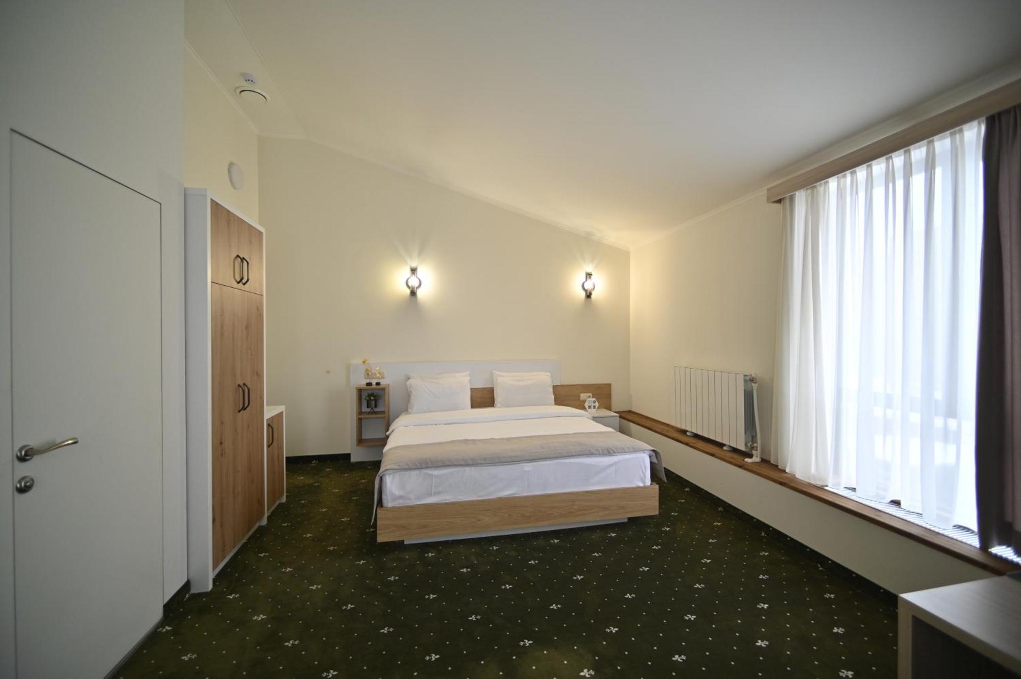 Colette Hotel Erivan Exterior foto